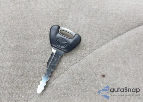 2002 Mazda Mpv Es/Lx z USA, uszkodzony, nr VIN JM3LW28A720311519